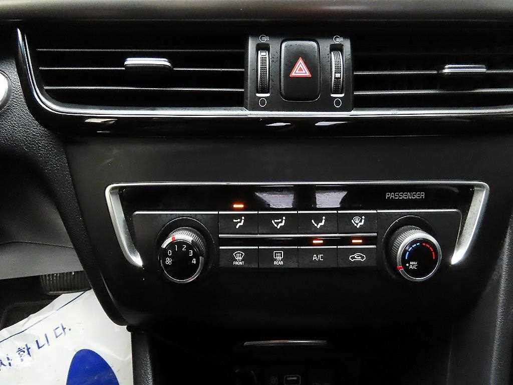 KIA K5 2016 Negro - Importación desde Corea - HF Imports Iquique - Foto 16