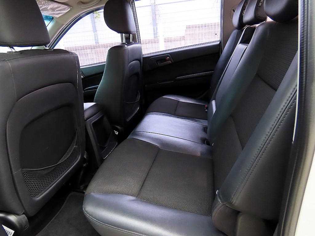 Ssangyong Korando - Vista 6