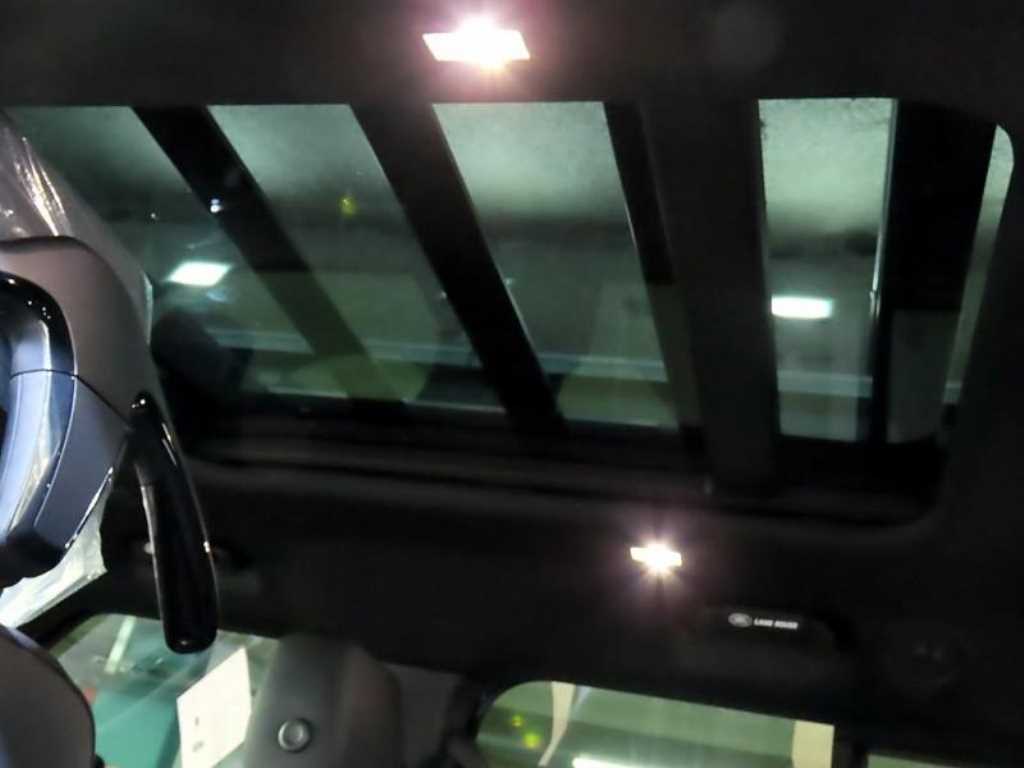 Land Rover Defender 2025 Negro - Importación desde Corea - HF Imports Iquique - Foto 15