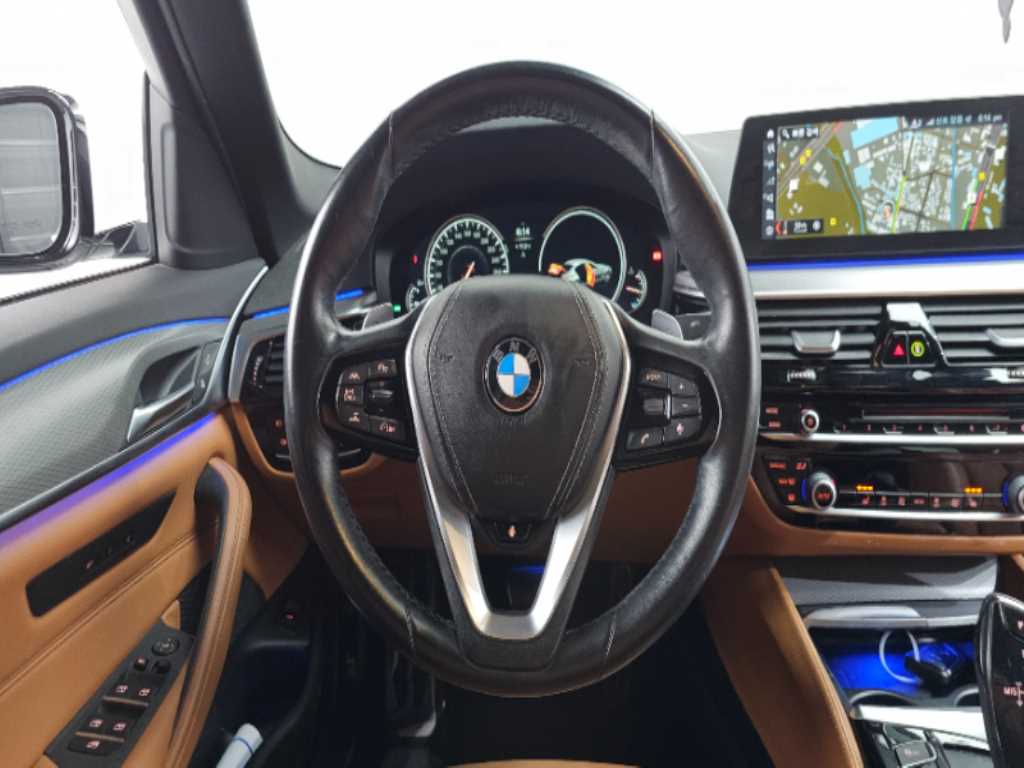 BMW 5 Series 2018 - Importación desde Corea - HF Imports Iquique - Foto 13