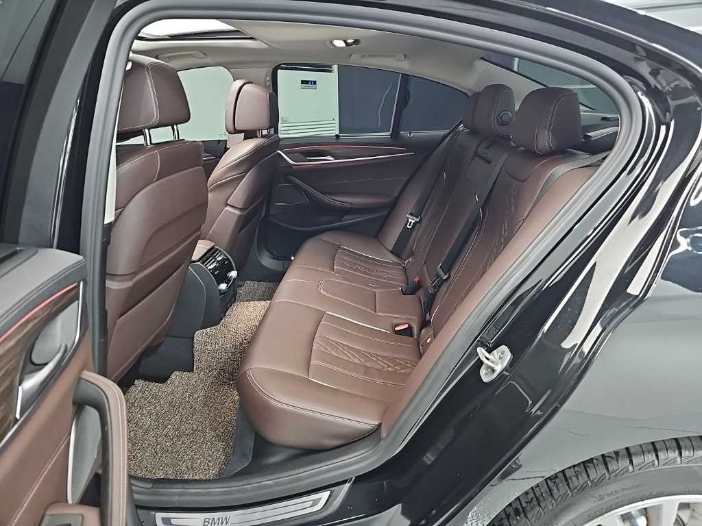 BMW 5 Series - Vista 12
