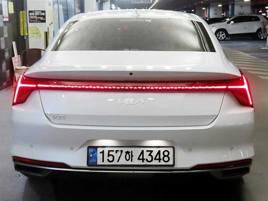 KIA K8 - Vista 5