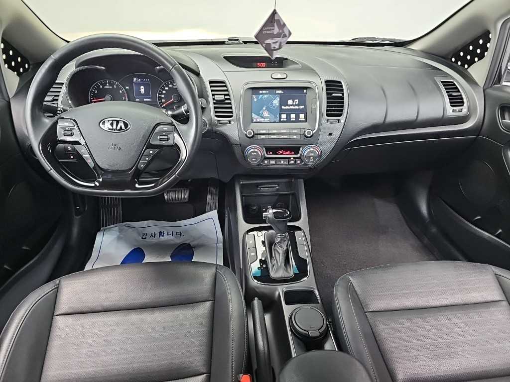 KIA K3 - Vista 7