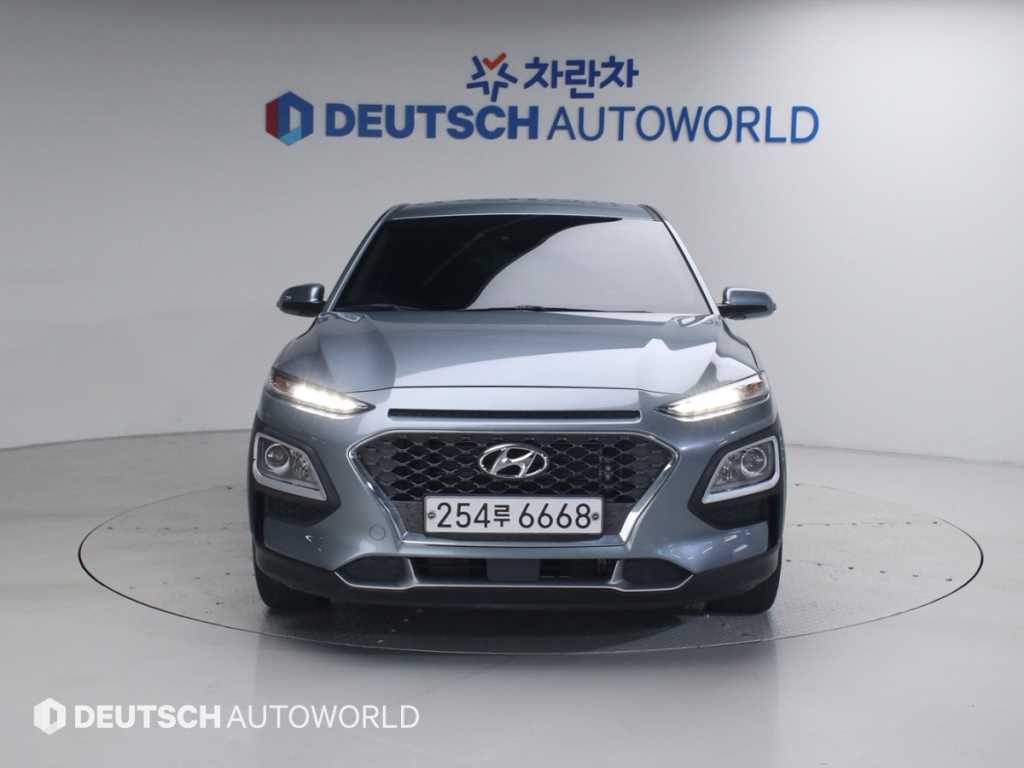 HYUNDAI Kona - Vista 3