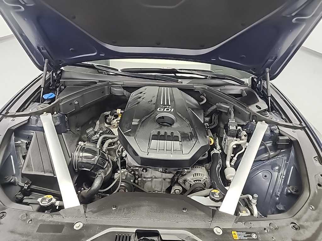 Genesis G70 - Vista 5