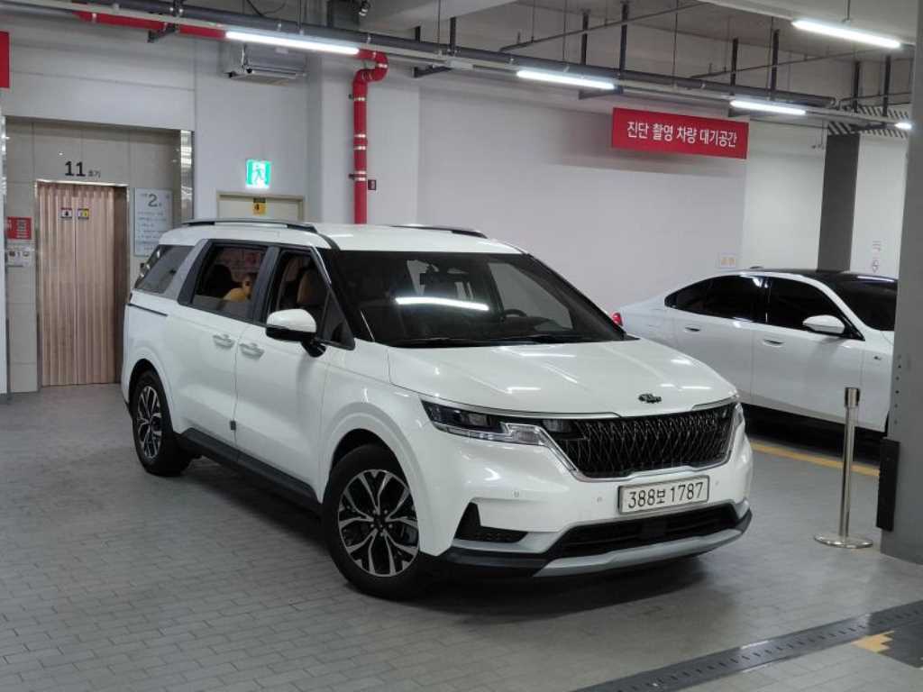 KIA Carnival 2021 Blanco - Importación desde Corea - HF Imports Iquique - Foto 1