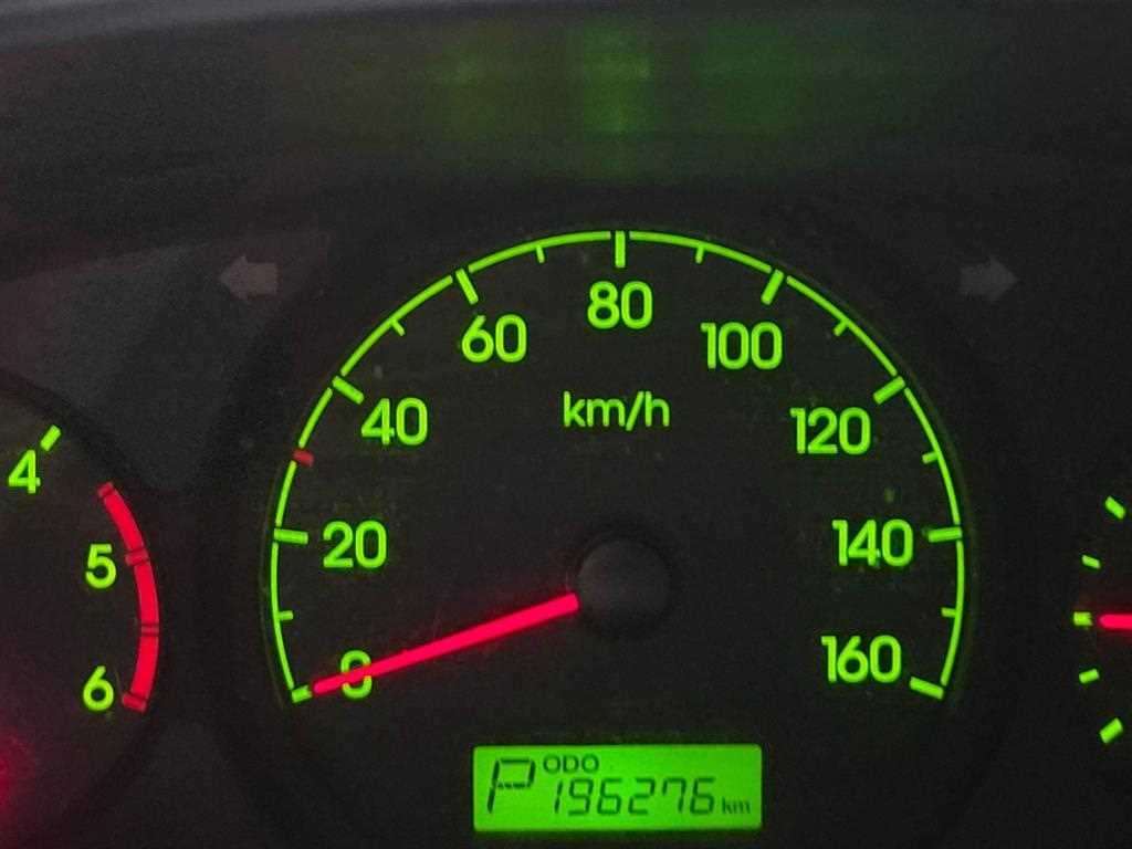 HYUNDAI Starex - Vista 4