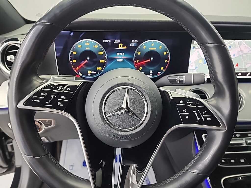 Mercedes Benz E class - Vista 9