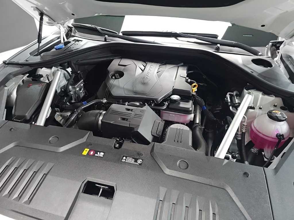 Genesis GV70 - Vista 5