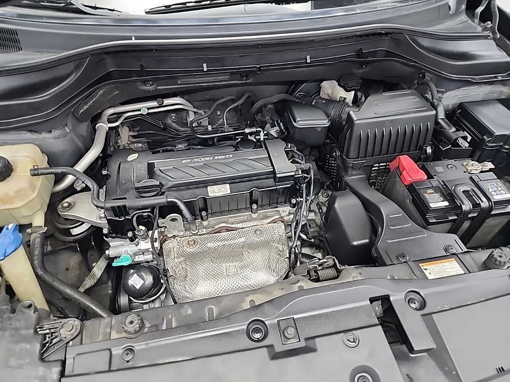 Ssangyong Tivoli - Vista 5