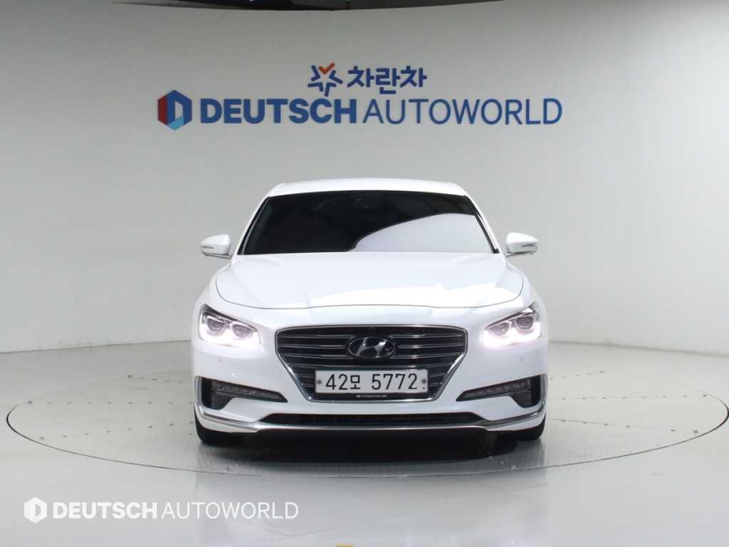 HYUNDAI Grandeur - Vista 3