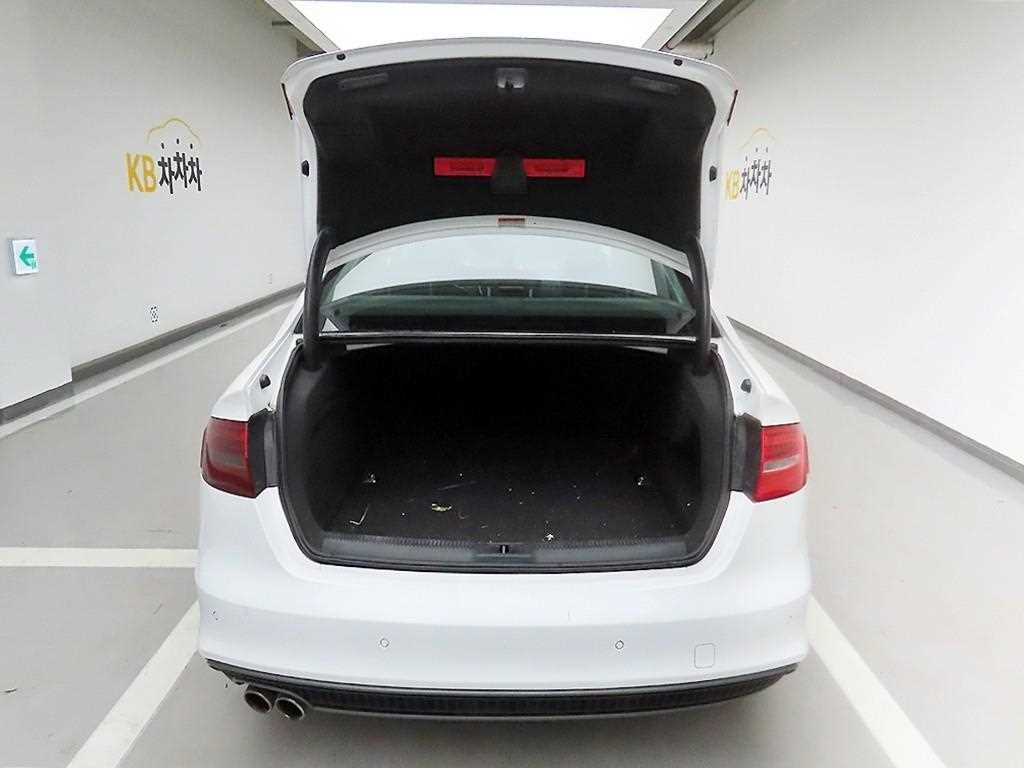 Audi A4 - Vista 5