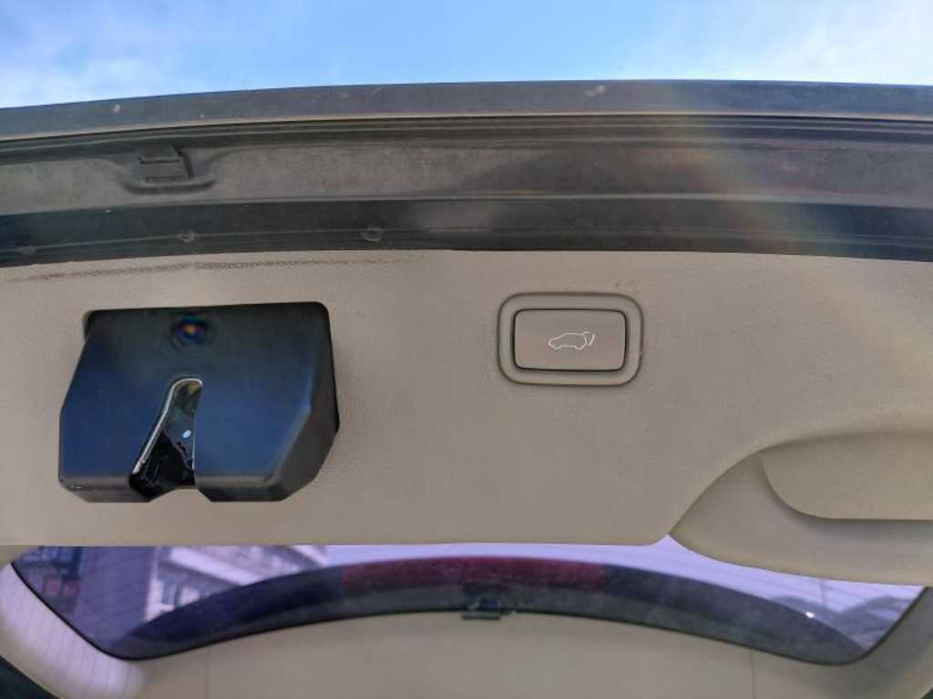 KIA Carnival 2016 Gris - Importación desde Corea - HF Imports Iquique - Foto 19