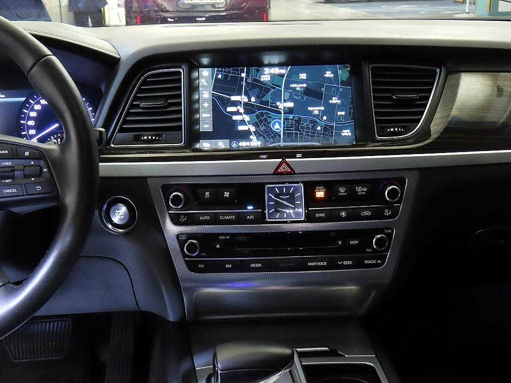 Genesis G80 - Vista 11