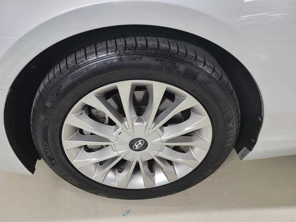 HYUNDAI Sonata 2017 Plateado - Importación desde Corea - HF Imports Iquique - Foto 18