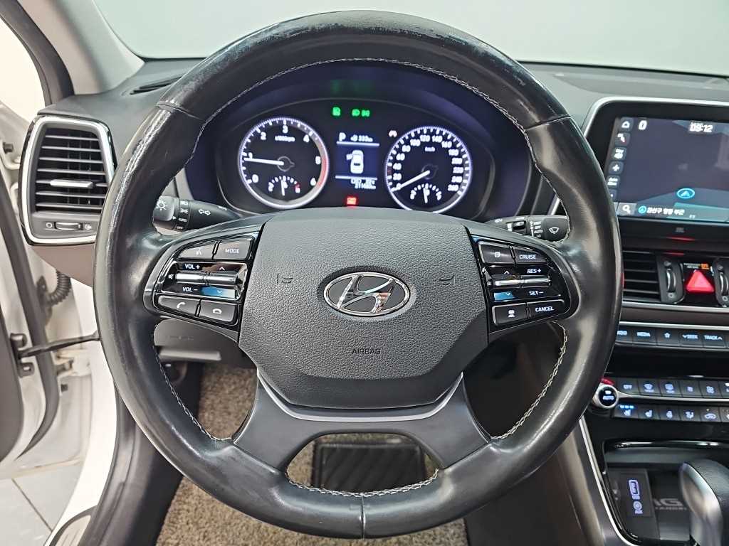 HYUNDAI Grandeur - Vista 9