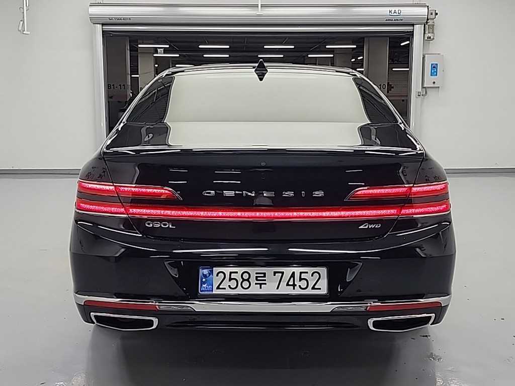 Genesis G90 - Vista 3