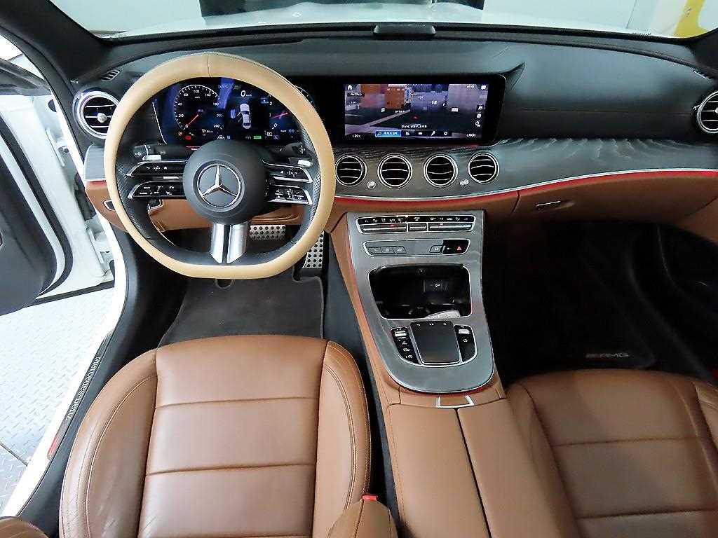 Mercedes Benz E class - Vista 7