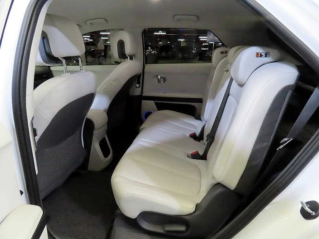 HYUNDAI Ioniq 5 - Vista 7