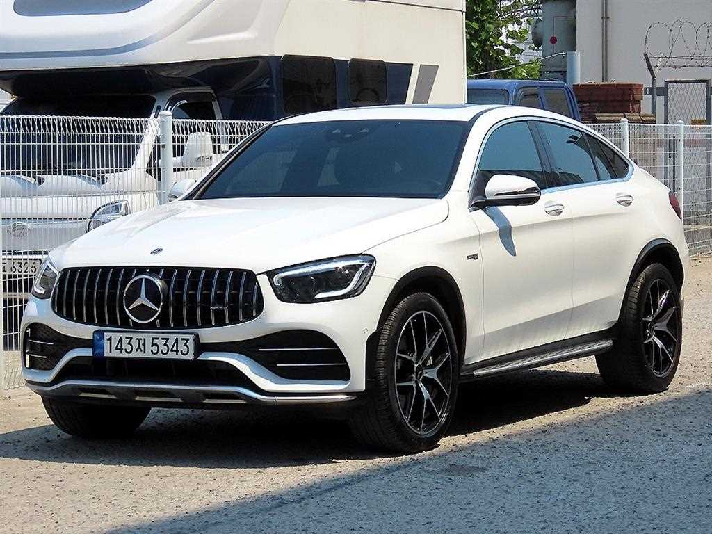 Mercedes Benz GLC Class - Vista 2