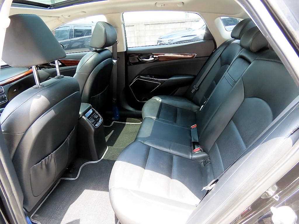 KIA K7 - Vista 6