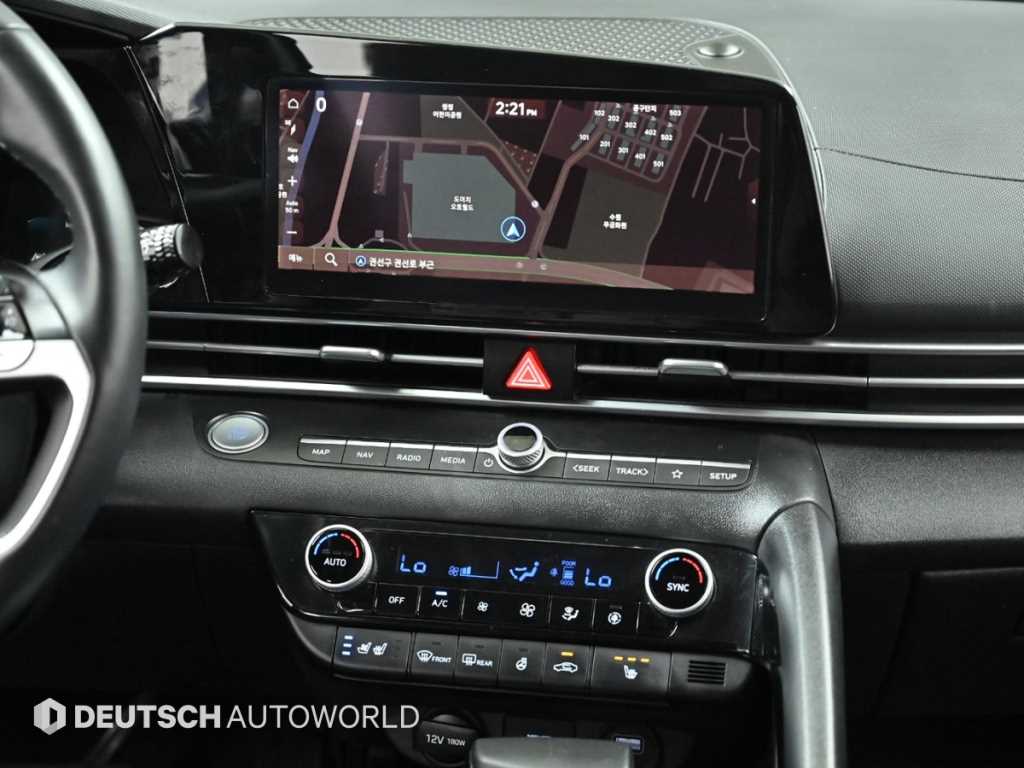 HYUNDAI Avante - Vista 7