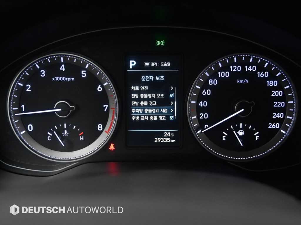 HYUNDAI Grandeur - Vista 8