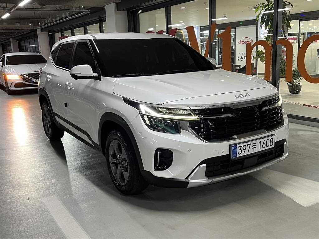 KIA Seltos 2024 Blanco - Importación desde Corea - HF Imports Iquique - Foto 1