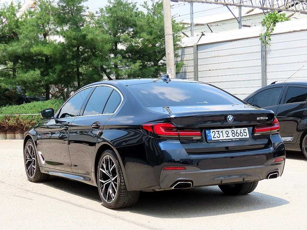 BMW 5 Series - Vista 3