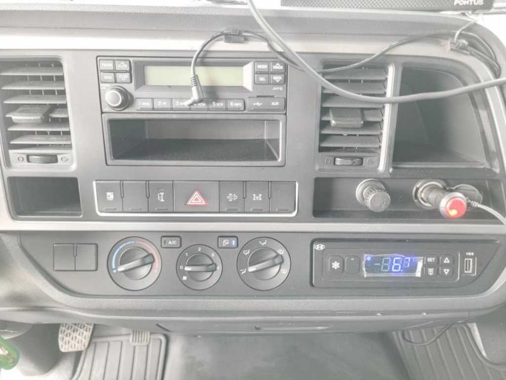 medium and large cargo truck 2017 Blanco - Importación desde Corea - HF Imports Iquique - Foto 13
