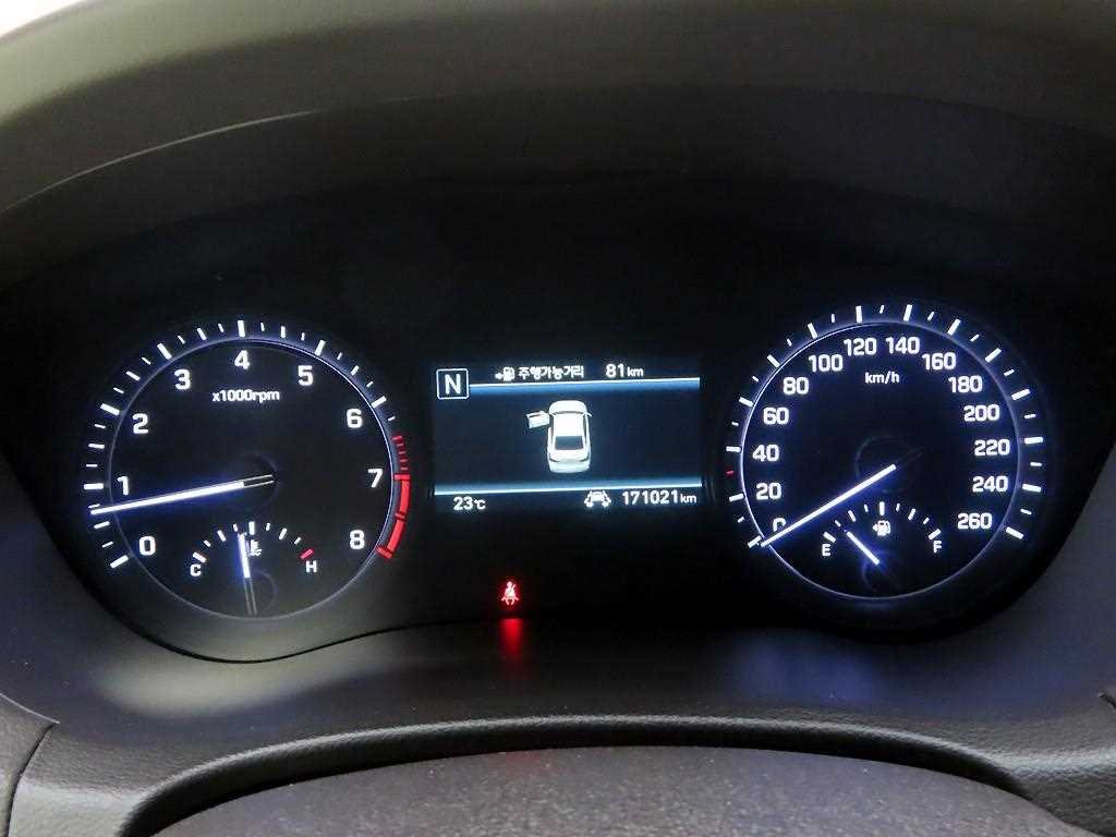Genesis G80 - Vista 6