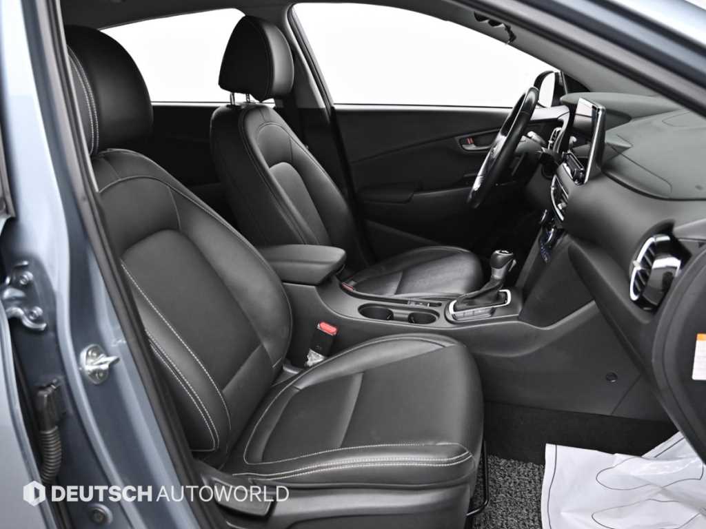 HYUNDAI Kona - Vista 10