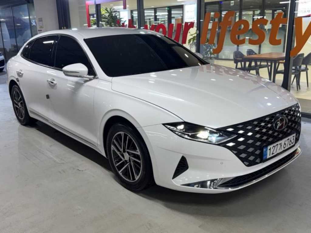 HYUNDAI Grandeur - Vista 2