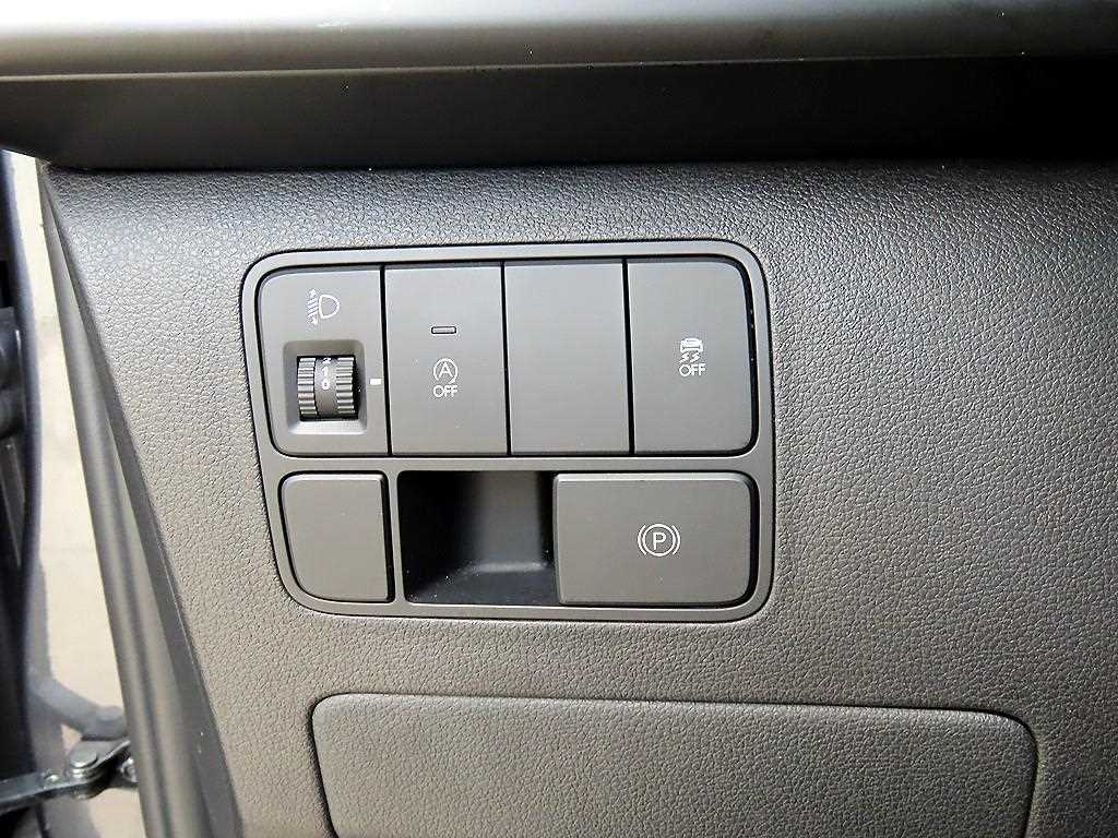 HYUNDAI Staria - Vista 12