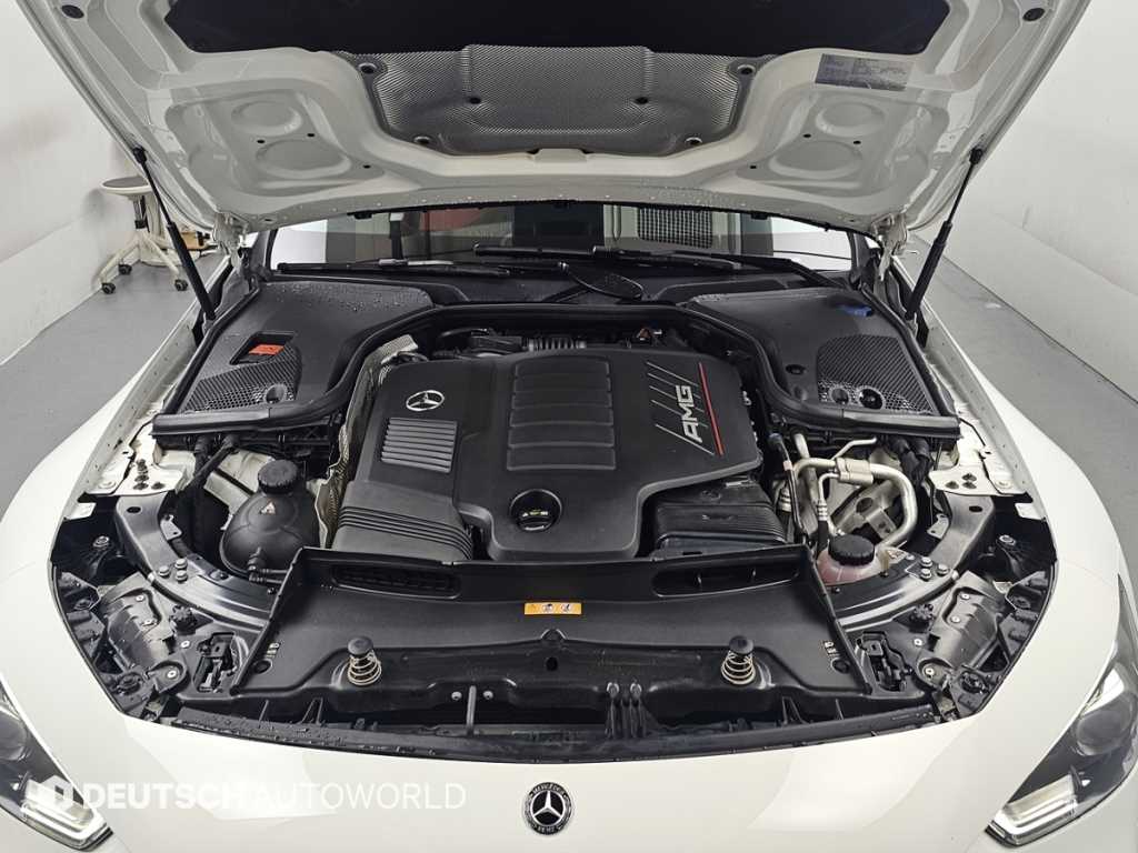 Mercedes Benz AMG GT - Vista 6