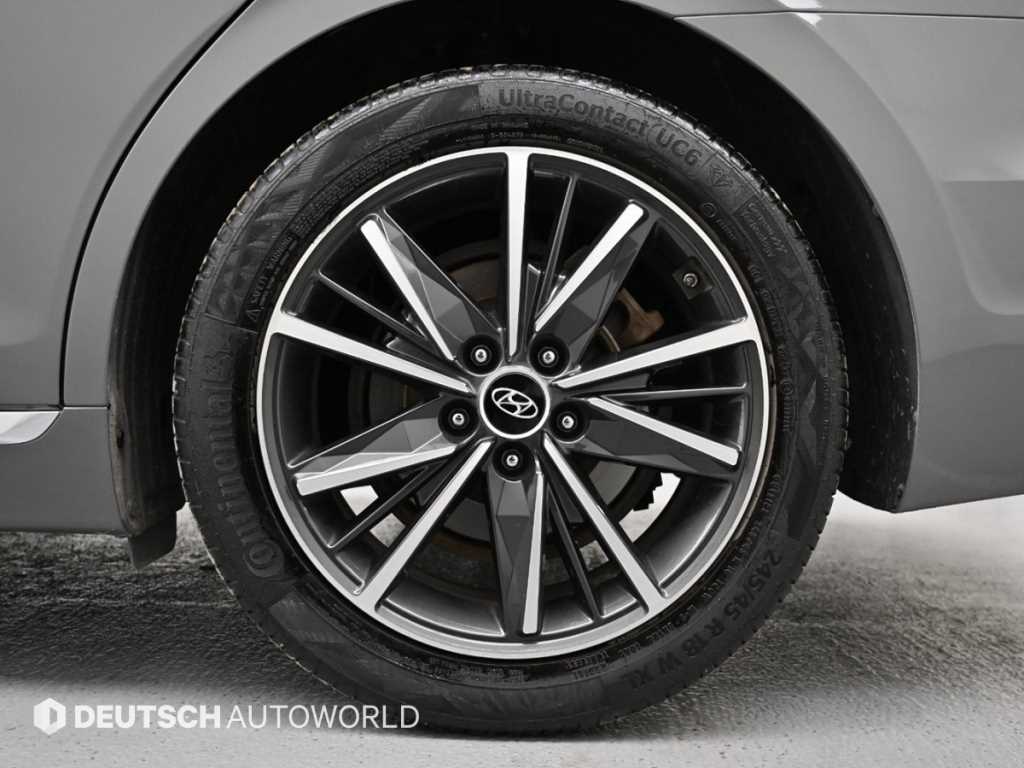 HYUNDAI Grandeur - Vista 5