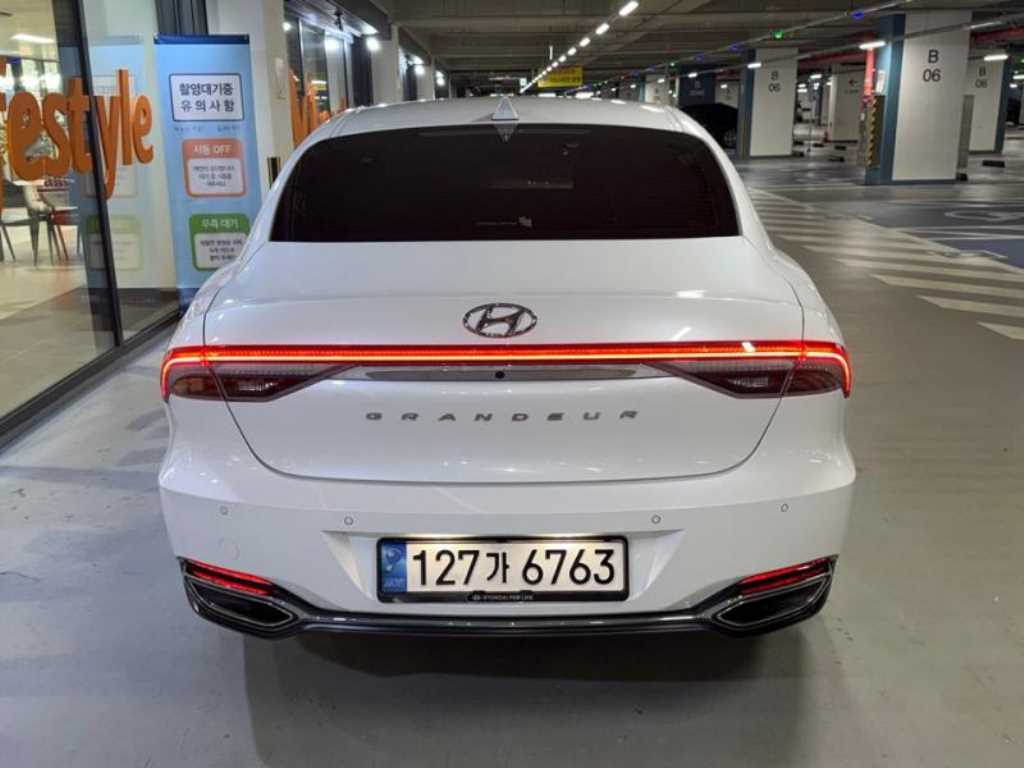 HYUNDAI Grandeur - Vista 5