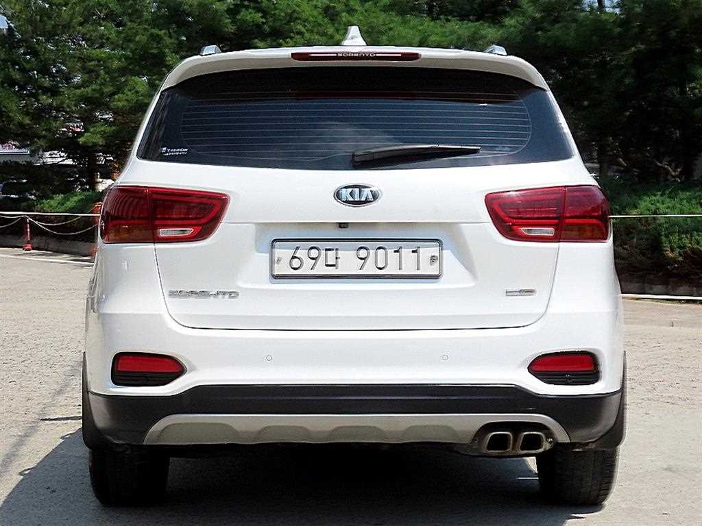 KIA Sorento - Vista 4