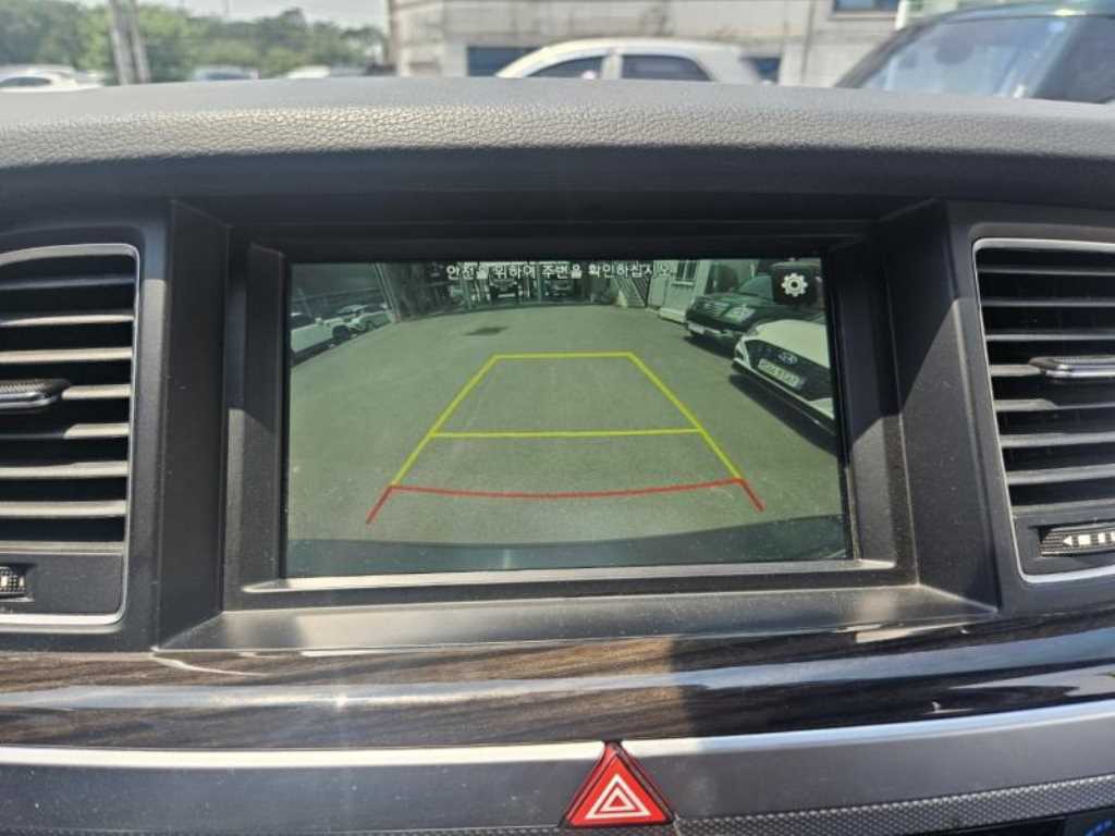 Genesis G80 - Vista 11