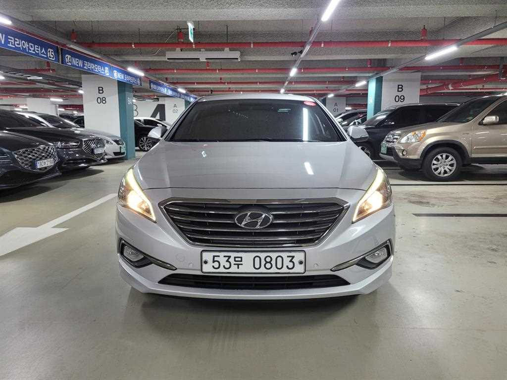 HYUNDAI Sonata - Vista 2
