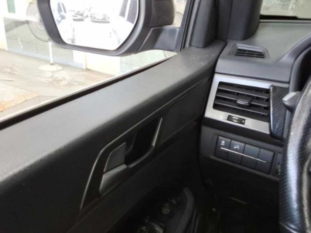 Ssangyong Rexton - Vista 3