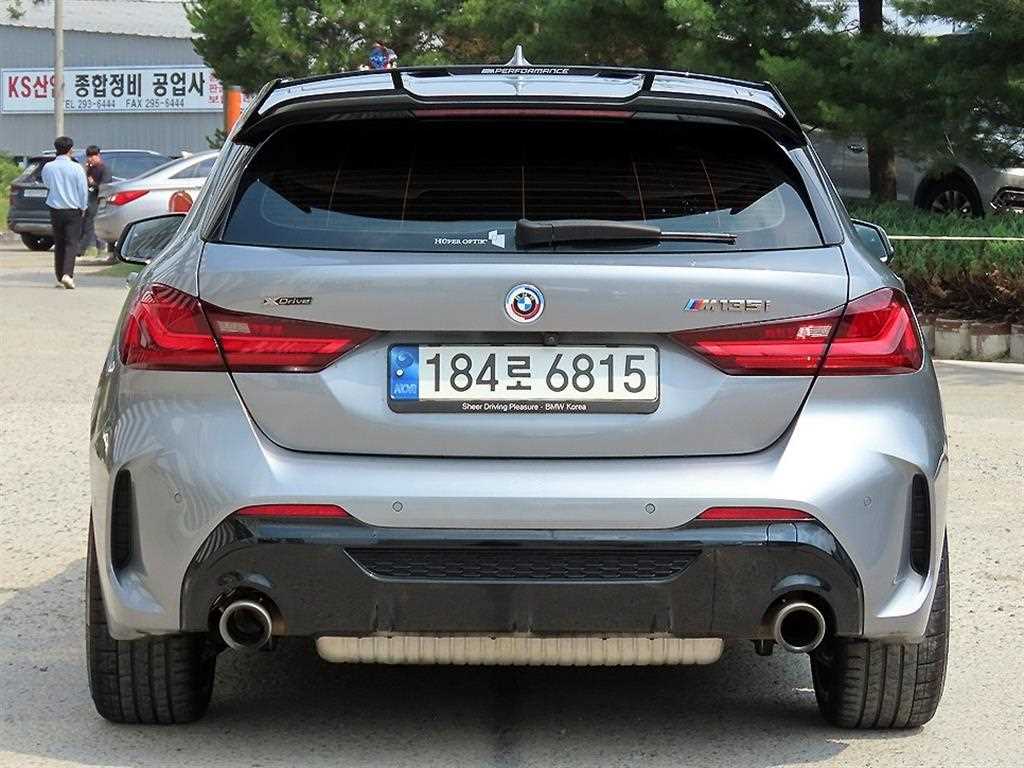 BMW 1 series - Vista 4