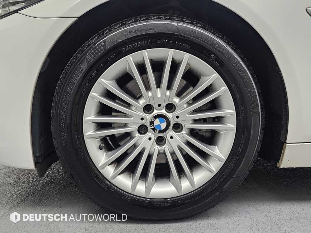 BMW 5 Series - Vista 5