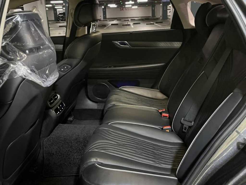 Genesis G80 - Vista 7