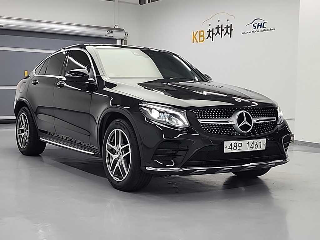 Mercedes Benz GLC Class - Vista 4