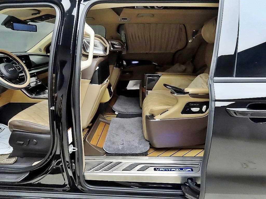 KIA Carnival - Vista 6