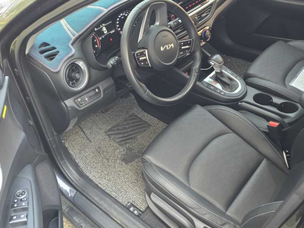 KIA K3 - Vista 5