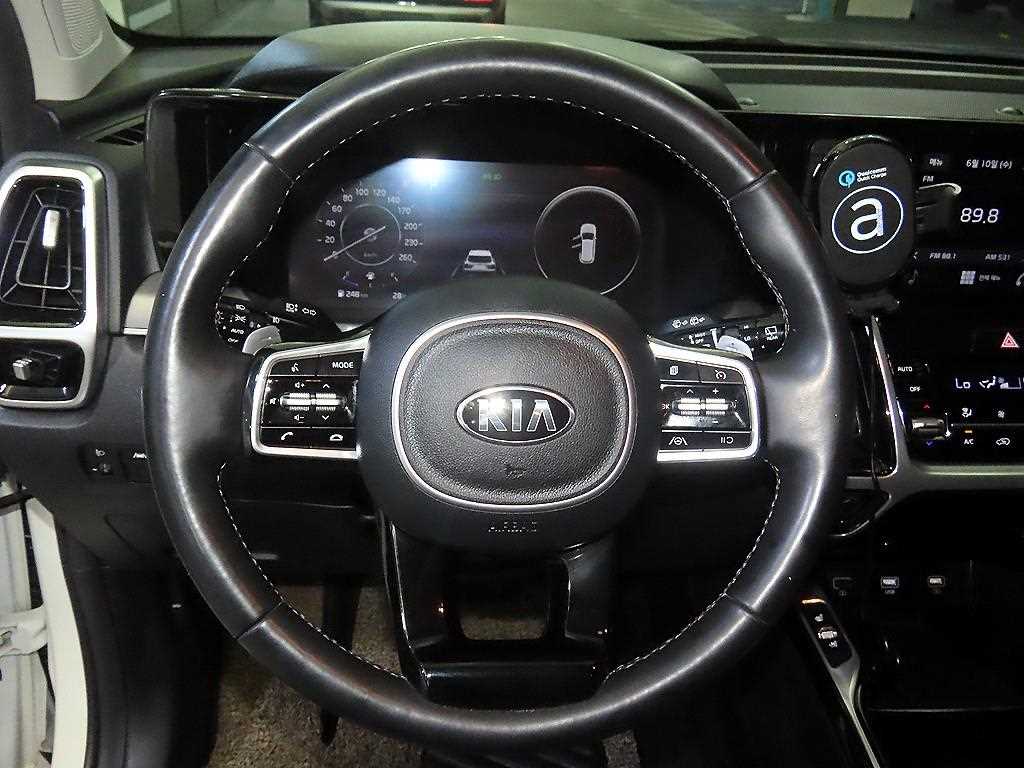 KIA Sorento - Vista 8