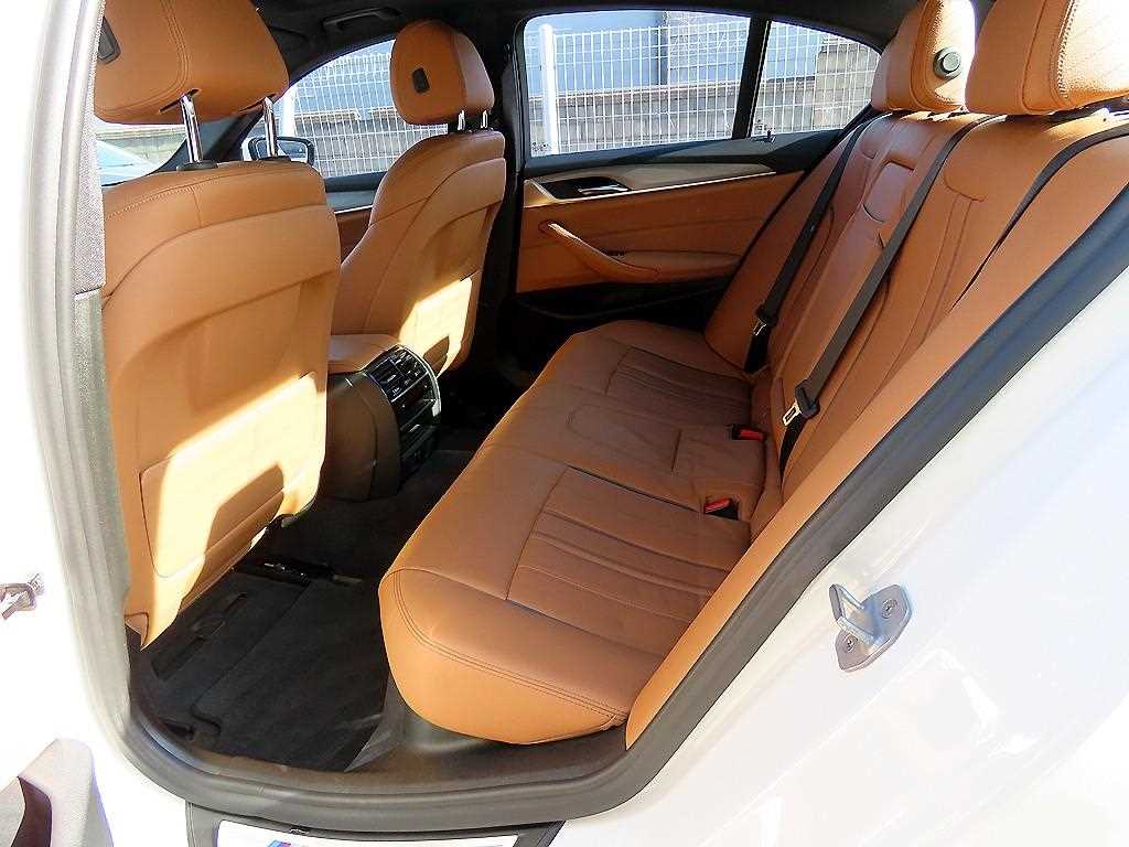 BMW 5 Series - Vista 6