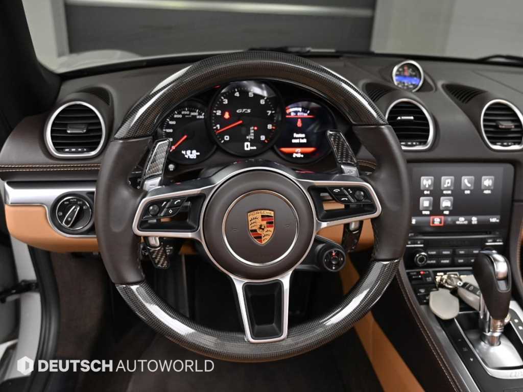 Porsche 718 2022 Gris - Importación desde Corea - HF Imports Iquique - Foto 13